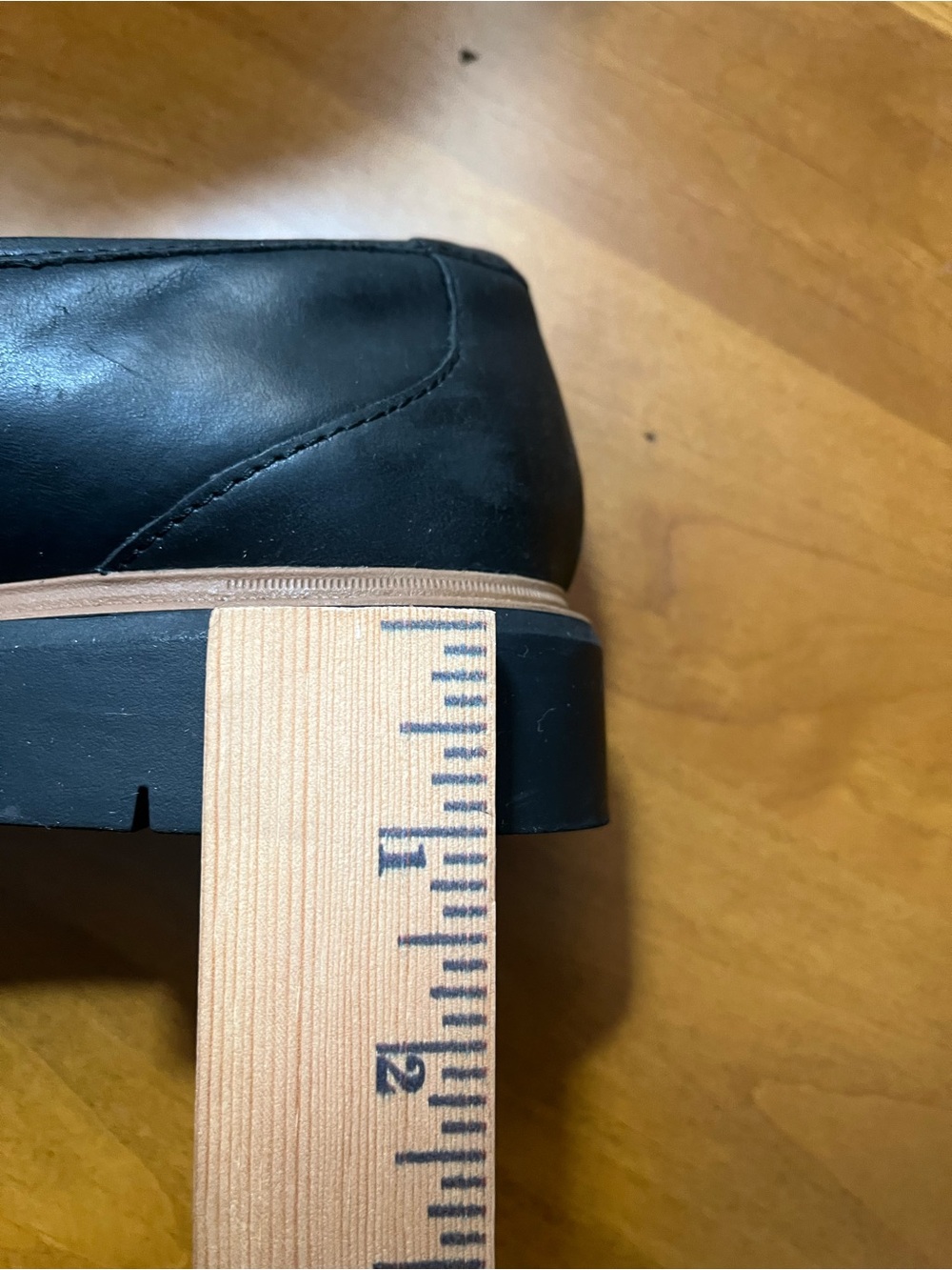 Clarks Westlynn Ayla Black Leather Croc Penny Loafers Lug Sole • 9W • EUC - Picture 10 of 11